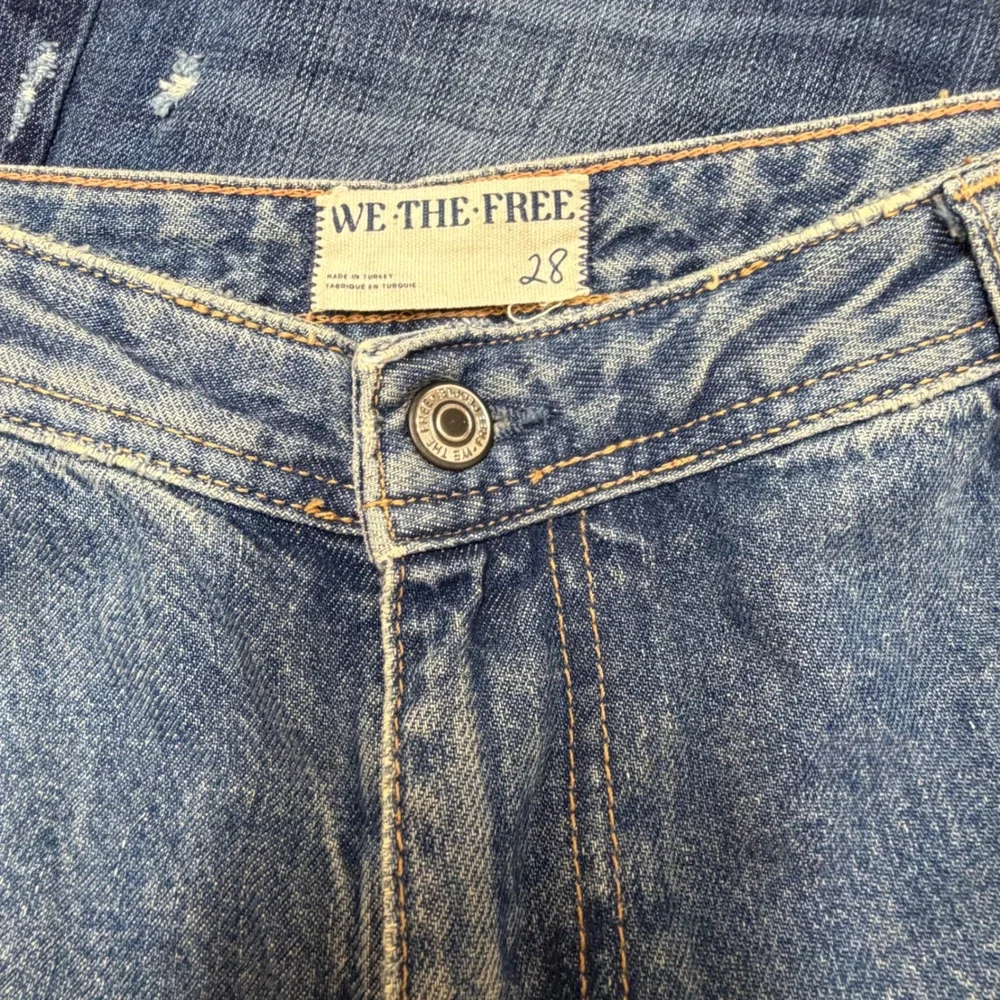 We The Free Womens 28 Straight Leg Raw Hem Patch Pocket Denim Jeans Blue Cotton